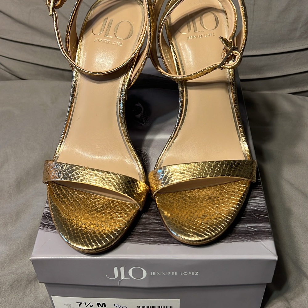 Jennifer Lopez Gold Women's Sandals